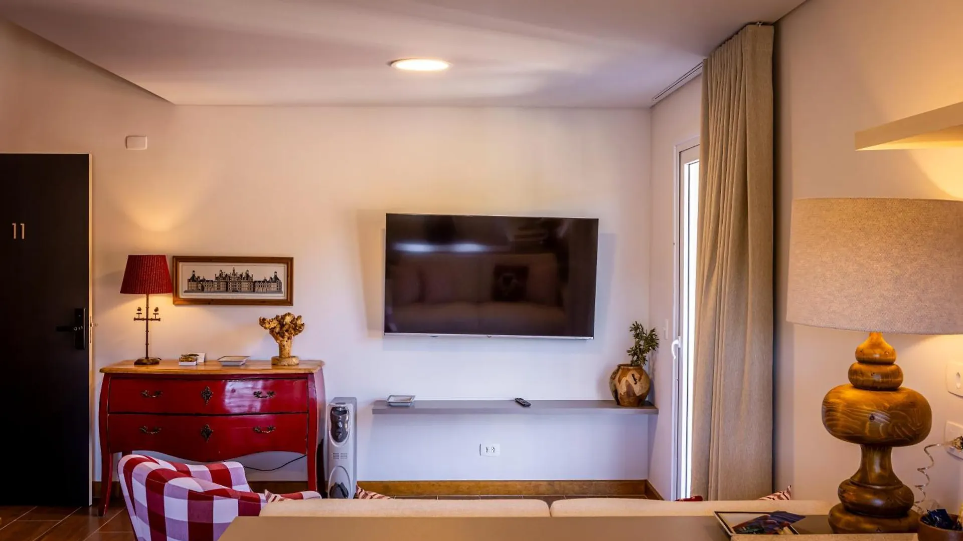 Zur Suites Campos do Jordao Inn