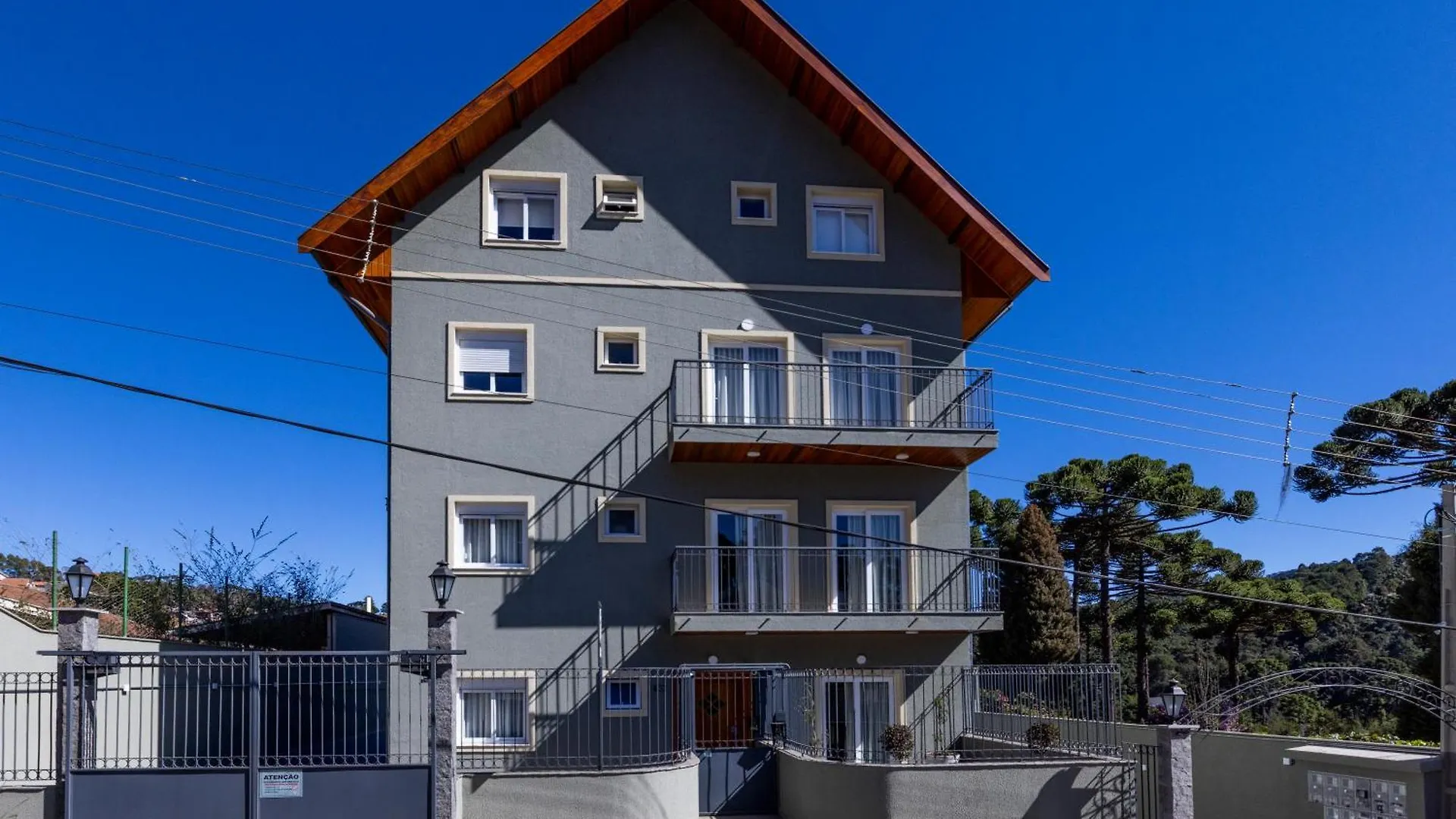 Inn Zur Suites Campos do Jordao