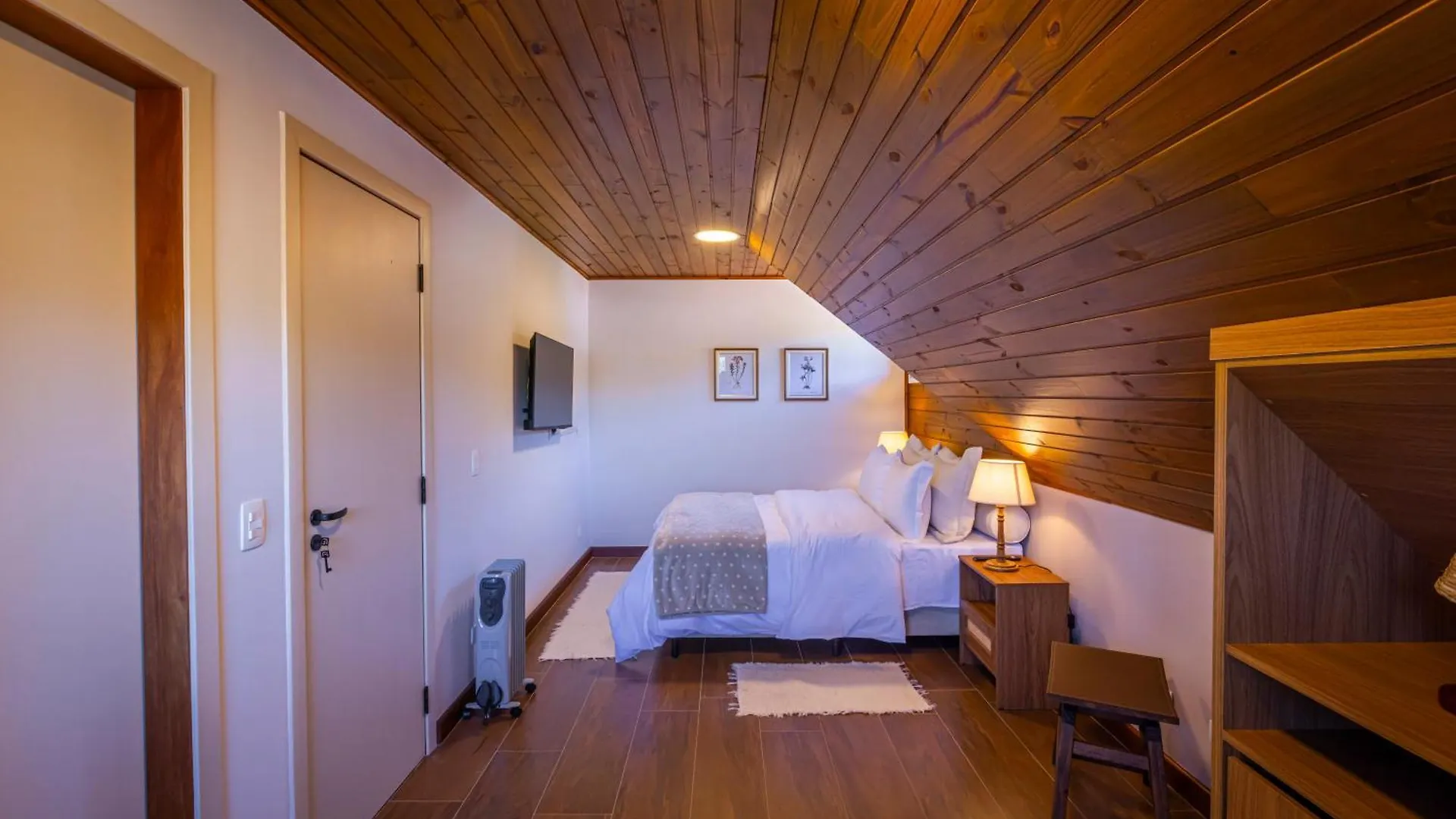 Zur Suites Campos do Jordao Inn