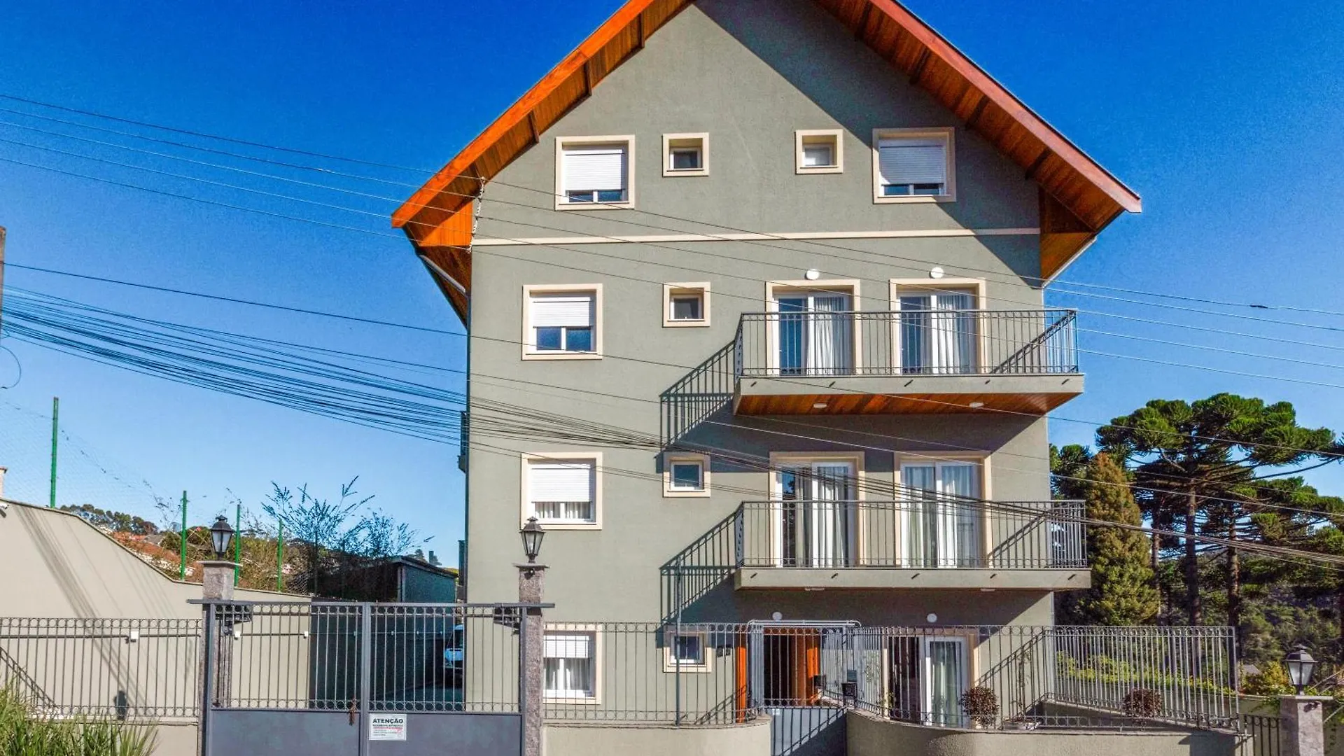 Zur Suites Campos do Jordao